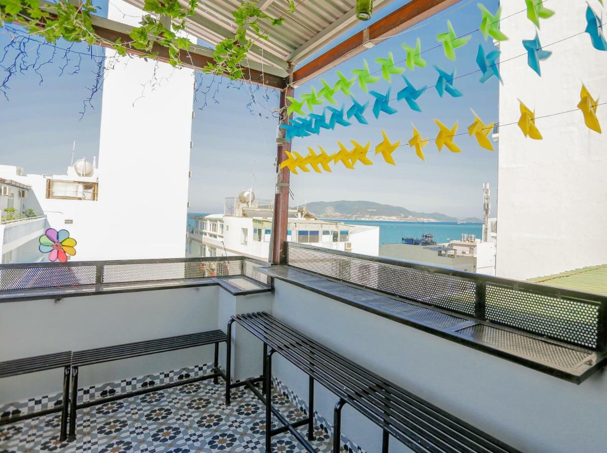 נה טראנג Ifriends Hostel מראה חיצוני תמונה